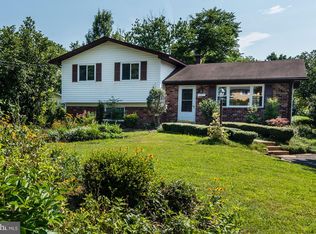 7807 College Ln, Annandale, VA 22003