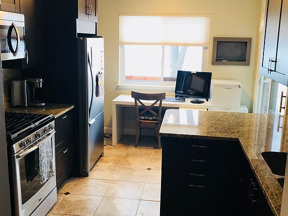 2nd image of 376 Sandalwood Ln