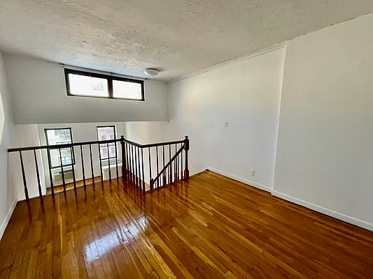 Rented by J PRESTON AND ASSOCIATES INC | media 8