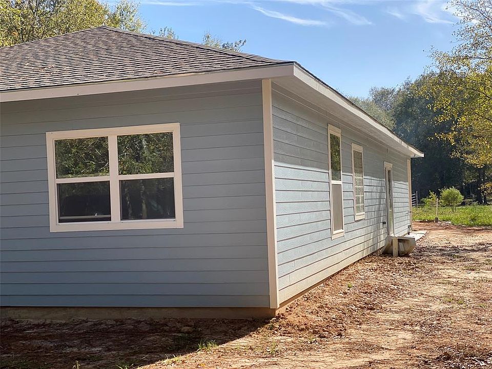 2nd image of 27585 S Gate Ln