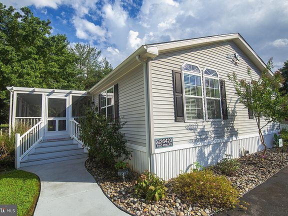 2nd image of 26423 Creekwood Cir #48550