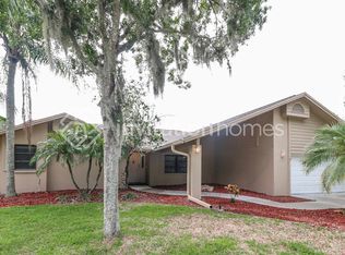 5461 Oakridge Dr, Palm Harbor, FL 34685