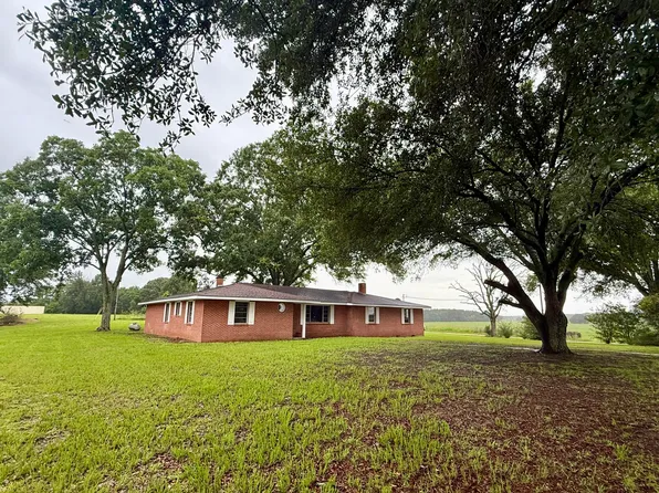 58 New Hope Church Rd, Foxworth, MS 39483
