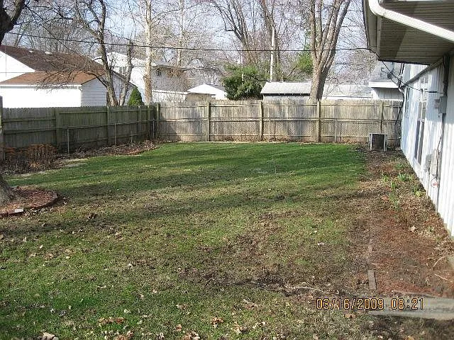 2809 Maplewood Dr — Photo 7