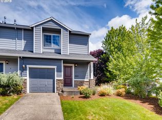 207 N Cedar St, Canby, OR 97013