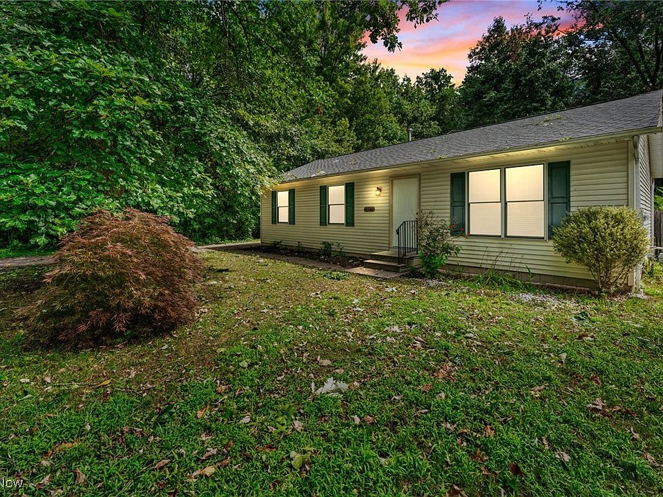 1st image of 3741 Globe Ave