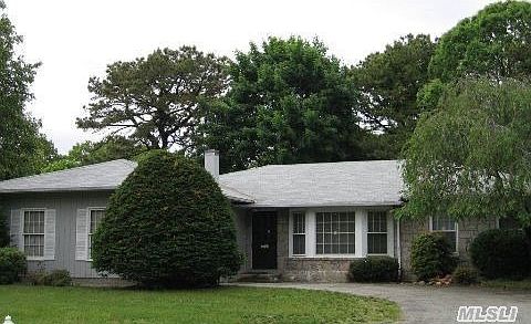 1st image of 17 Berwyn Dr