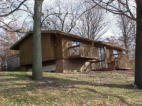 2nd image of 2610 Canyon Dr