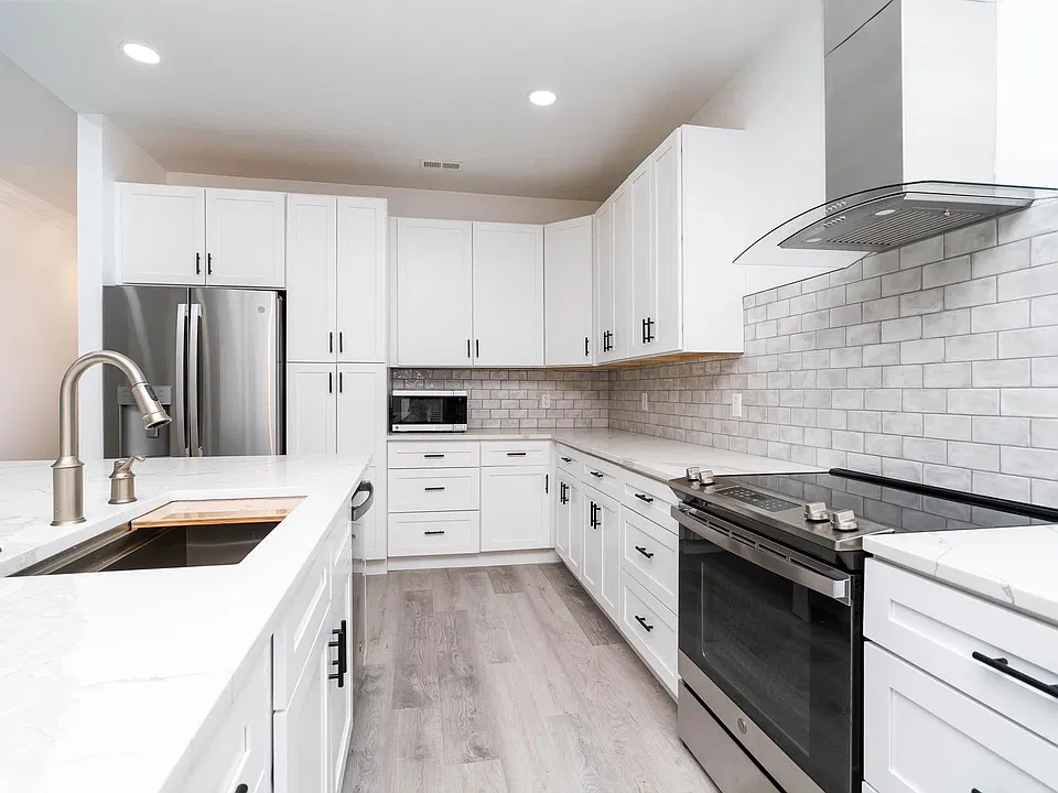 17105 Grenache Ct