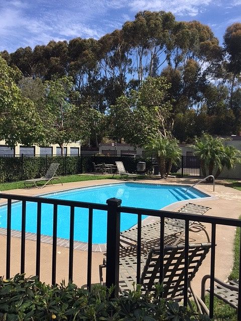 2nd image of 321 Rancho Dr Unit 10