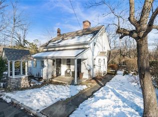 37 Saint Marys Ln, Norwalk, CT 06851