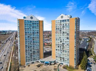 35 Trailwood Dr #1013, Mississauga, ON