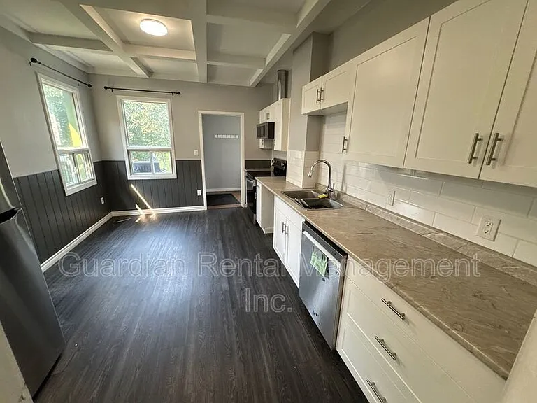 839 Minnesota St — Photo 5
