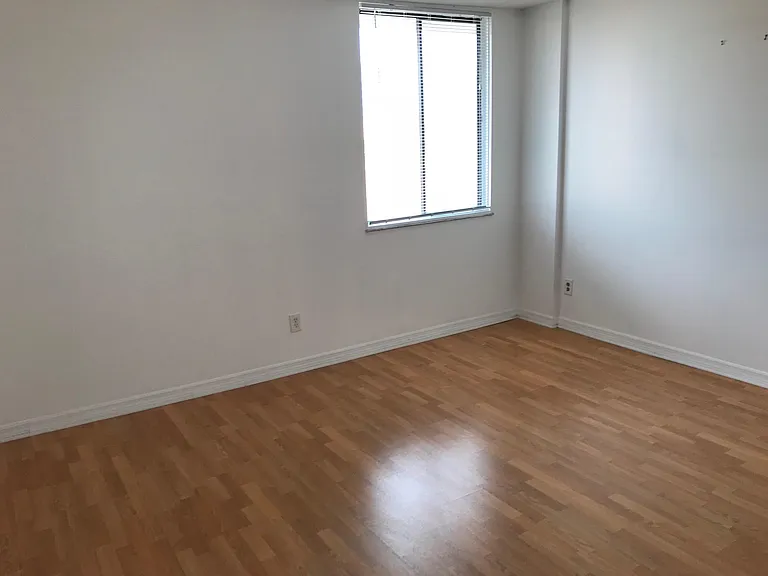 201 W Laurel St #708 — Photo 7