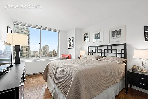 Rented by Corcoran | media 6