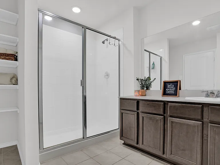 1111 Meadow Side Dr — Photo 4
