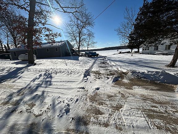 5th image of 3480 Pleasant Dr