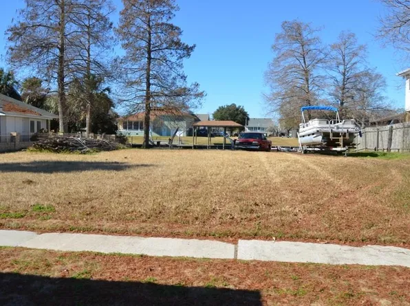 Murano Rd, New Orleans, LA 70129