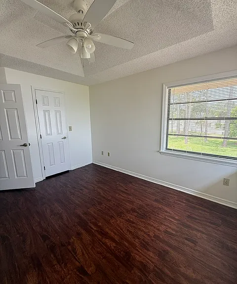 3451 S Washington Ave — Photo 8