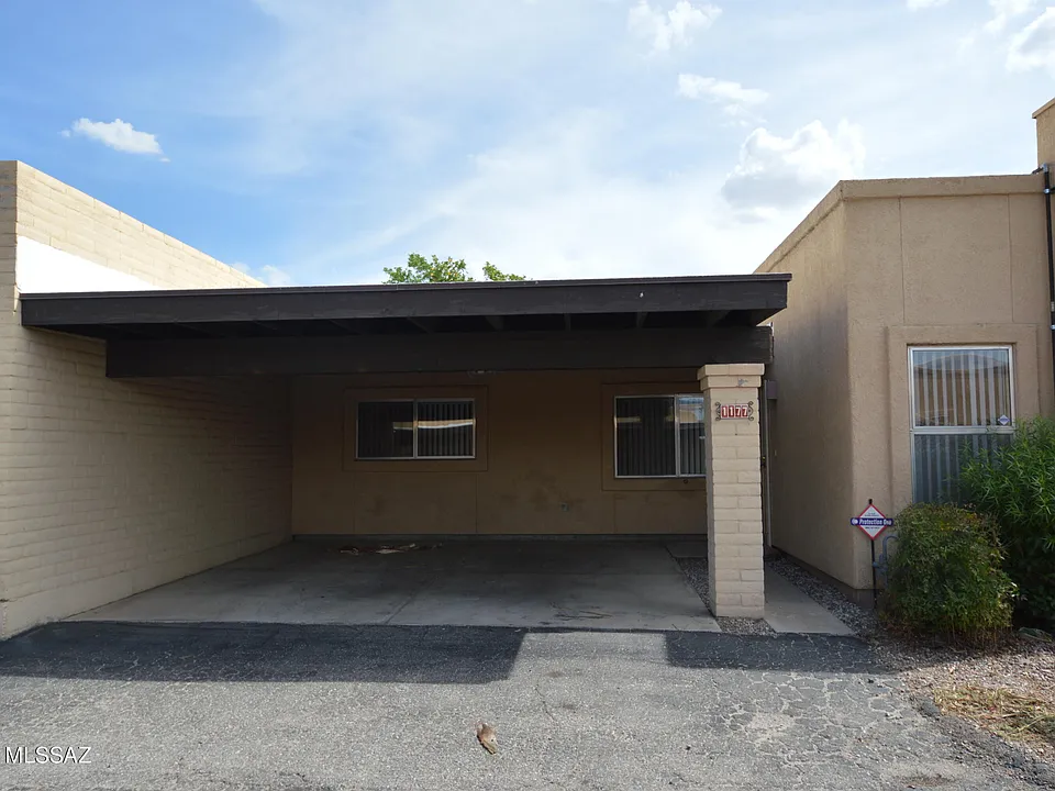 1177 N Sonoita Ave