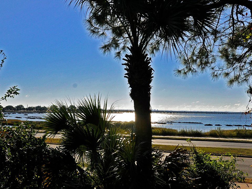 Awesome Waterfront View