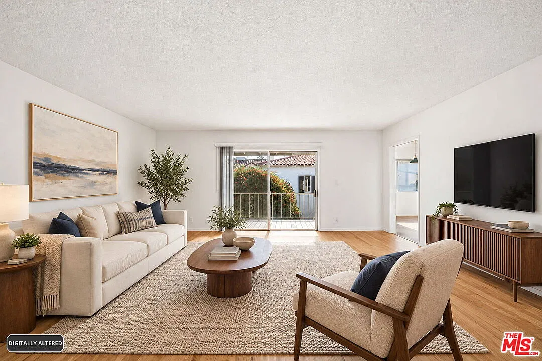 2 bed, 2.0 bath, 1139 sqft, $3,795 — Photo 3