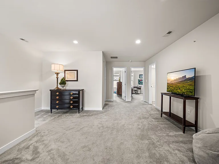 103 Segel Dr — Photo 20