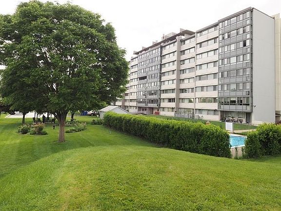 3rd image of 24 Midland Dr #507