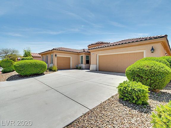 3rd image of 8117 Mountain Forest Ct