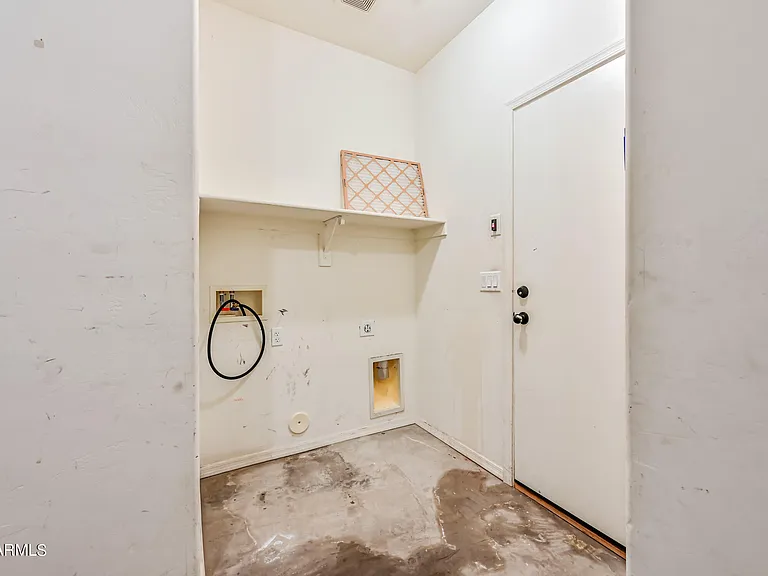 8917 N 4th St #B — Photo 4