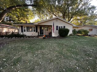 522 Woodview Dr, Noblesville, IN 46060