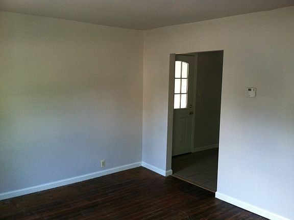 5th image of 1728 McPherson St