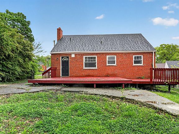 4th image of 1149 Madeleine Cir