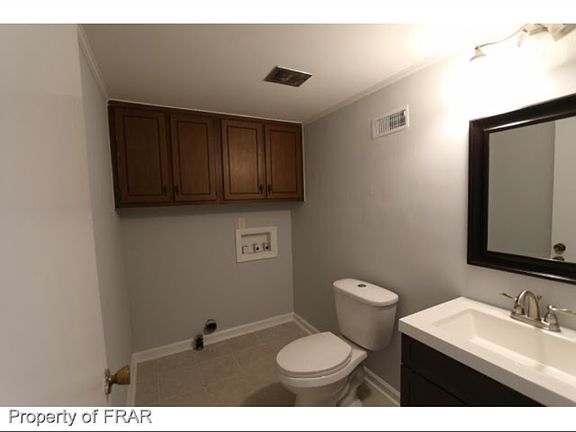 4th image of 5608 Denham Ct