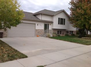 312 Charles St, Mitchell, SD 57301