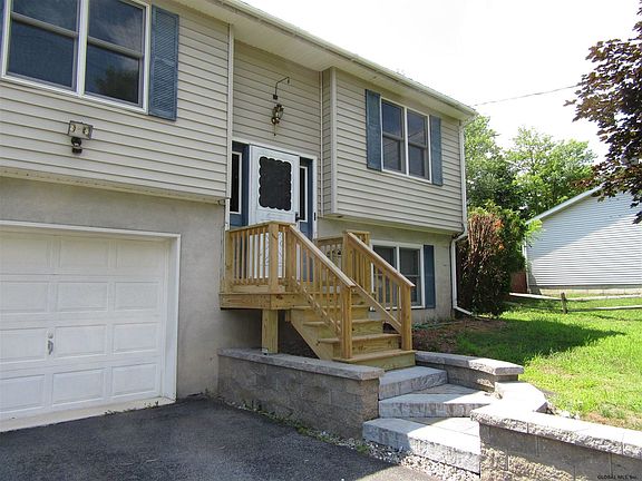 2nd image of 23 Arlington St