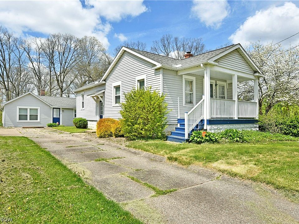 1st image of 406 McDonald Ave