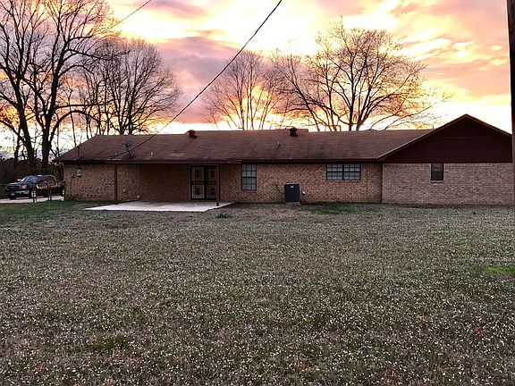 4th image of 1106 N Fm 2148