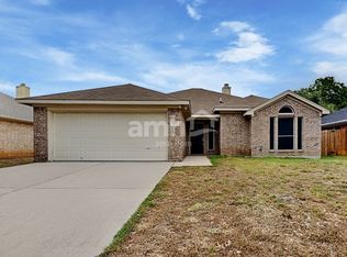 150 Adams Dr, Crowley, TX 76036