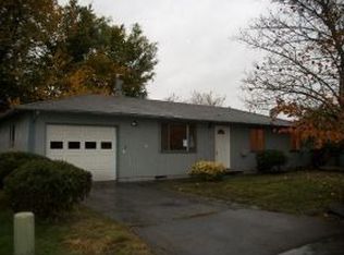 335 N 7th Pl, Harrisburg, OR