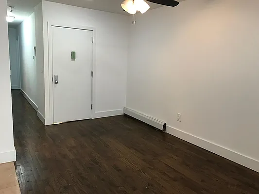 Rented by Premier Metro Realty Corp | media 51