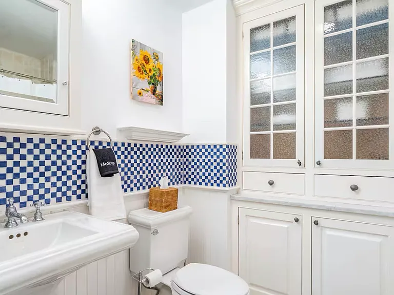 23 W Chester St #B — Photo 11