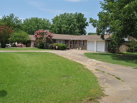 5th image of 601 NW Mimosa Dr