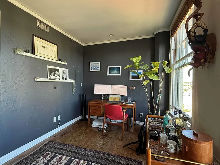 702 Ash St #1002 — Photo 8