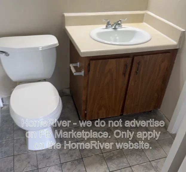 3844 N Lake Dr #131 — Photo 7