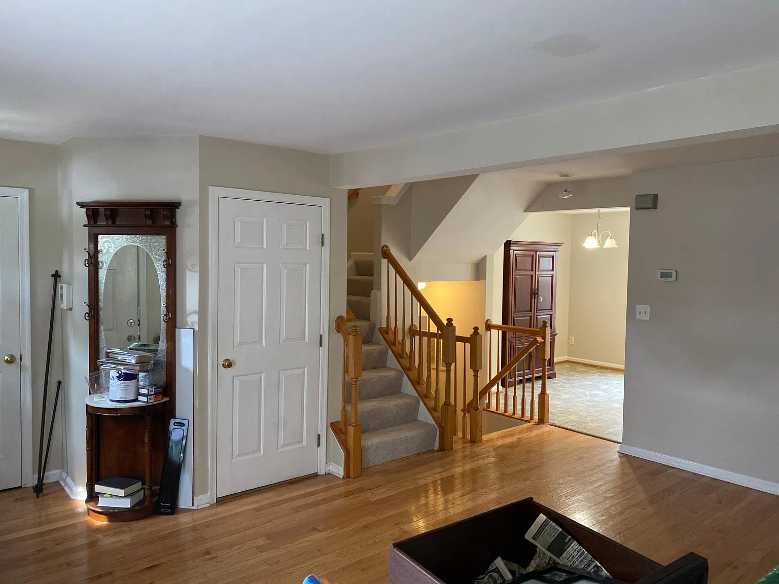 3 bed, 2.5 bath, 1920 sqft, $2,300 — Photo 4