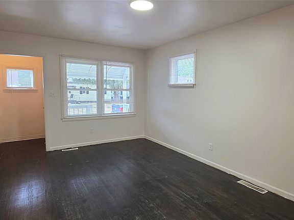 5th image of 7220 Toepfer Rd