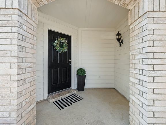 2nd image of 4116 Milestone Ct