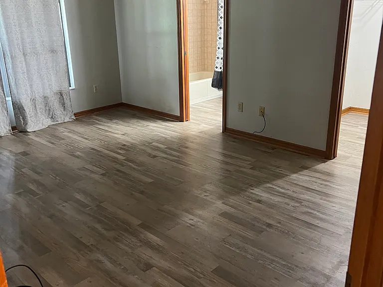 109 Clay Ave S — Photo 8