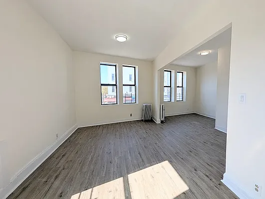 Rented by Oxford Property Group | media 1